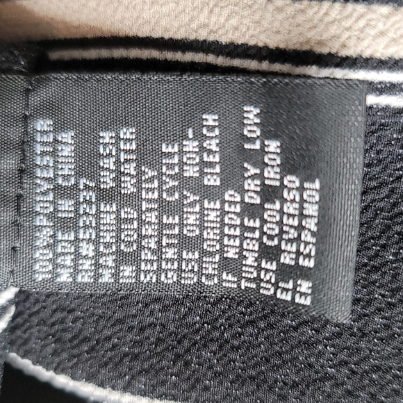 Unique Spectrum Black Stripe Button Down Tunic - Picture 7 of 7